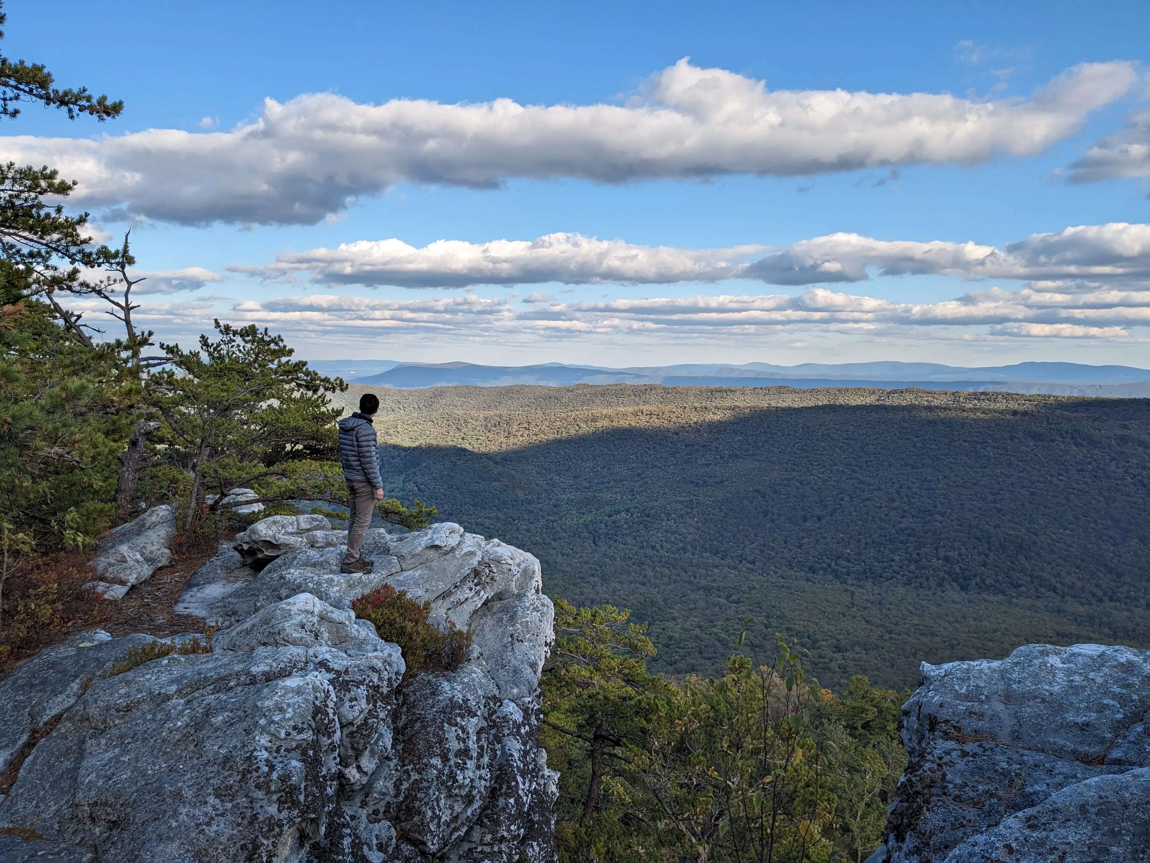 Trip Report: Blue Skies and Swirling Winds (LM: White Rocks Cliff